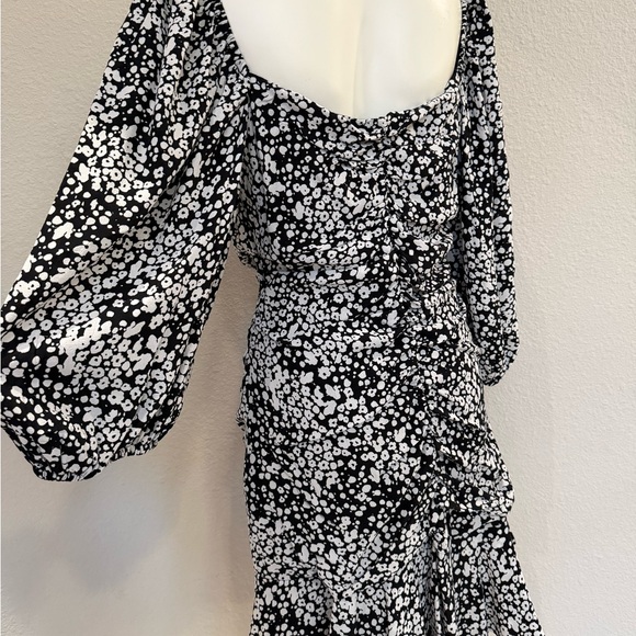 Zara Black and White Patterned Printed Dress - Picture 10 of 11